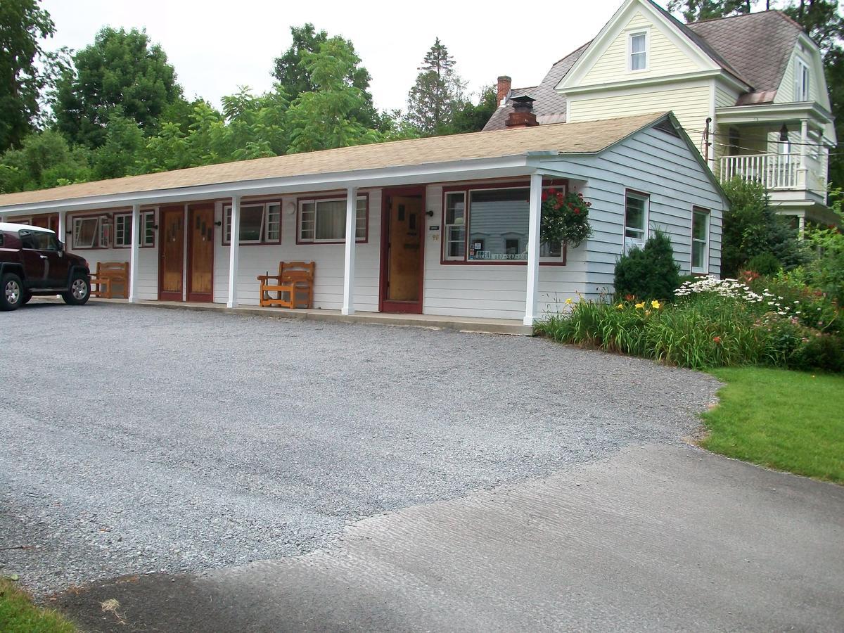 Mohican Motel Cooperstown Exterior photo
