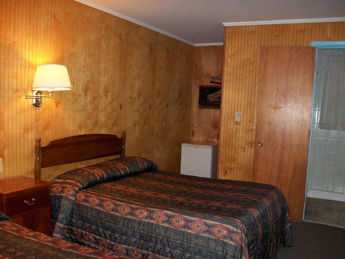 Mohican Motel Cooperstown Exterior photo